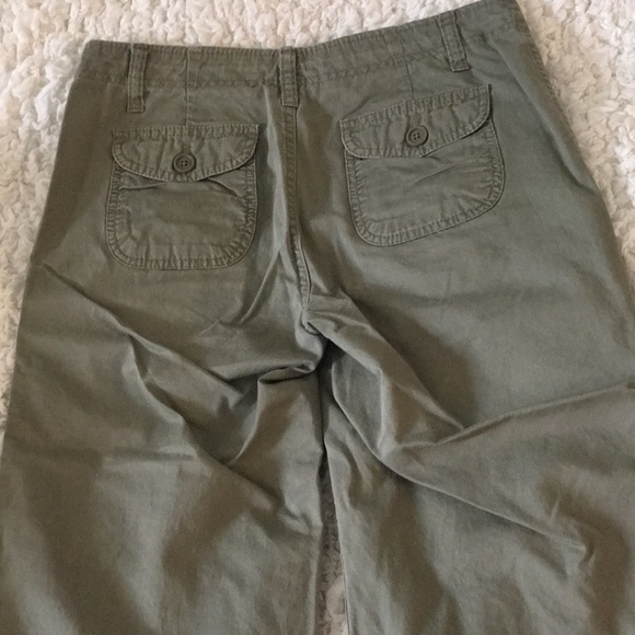 GAP Military Green Crop Pants - Picture 5 of 7